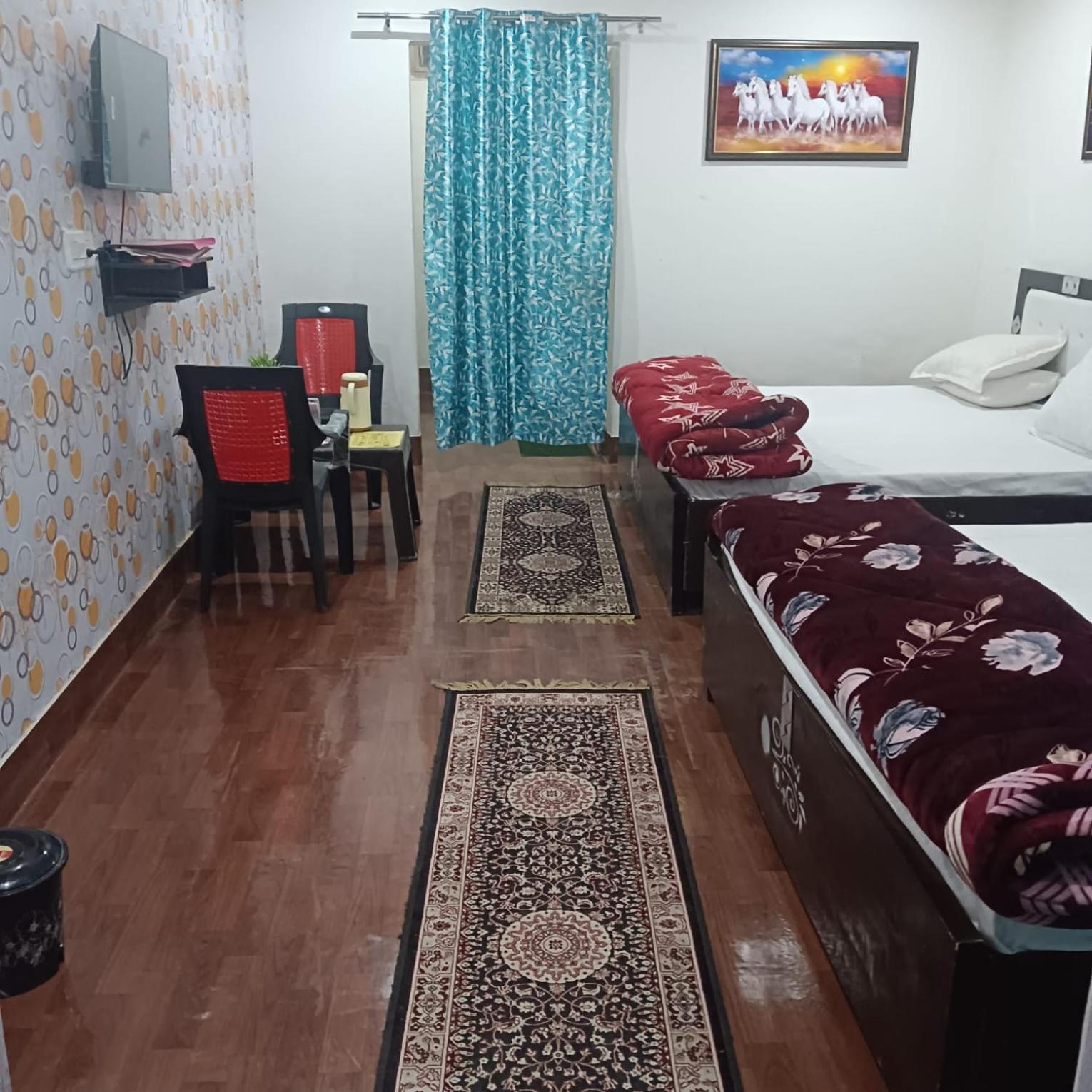 Somnath Residency Radhe Nikunj Hotel
