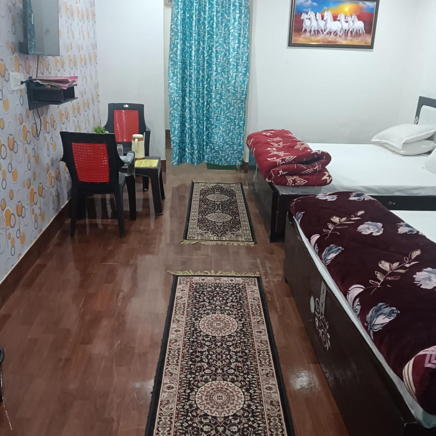 Somnath Residency Radhe Nikunj Hotel
